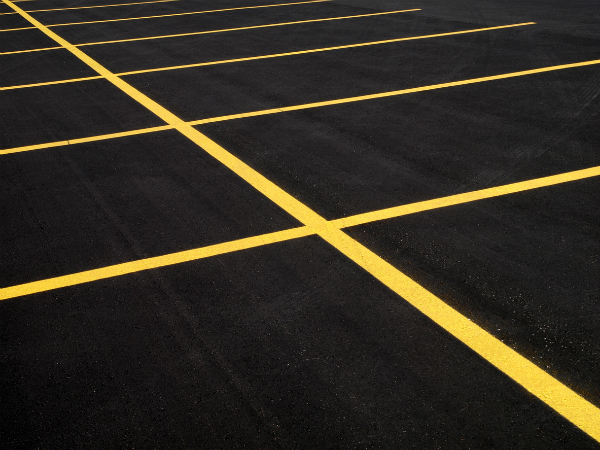 The Key to Quality Commercial Parking Lot Asphalt Paving [infographic]