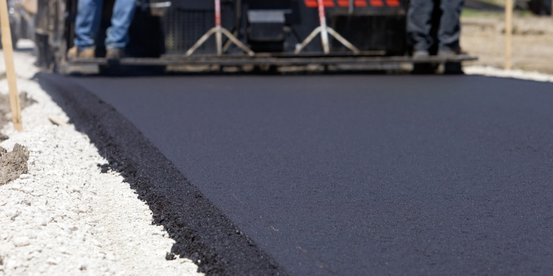 Common Signs Your Driveways Needs Asphalt Sealer