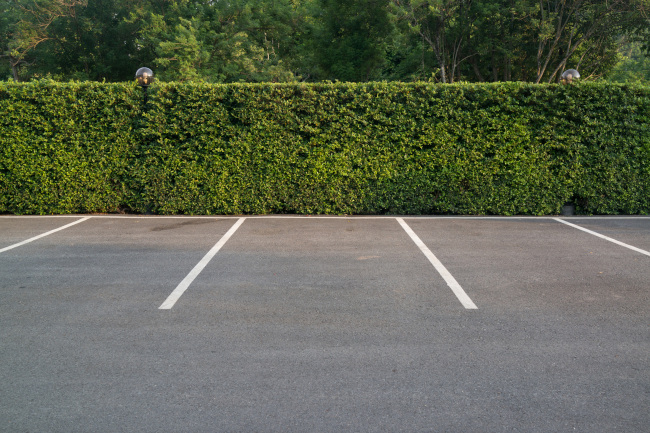 9 Essential Steps for Effective Parking Lot Maintenance